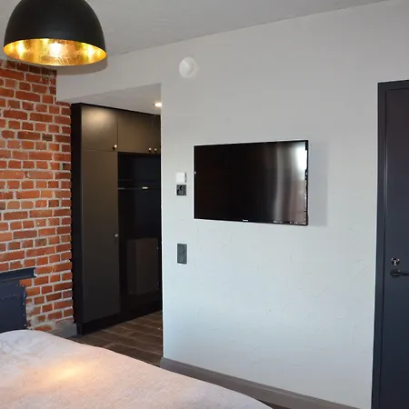 فندق Hotelli-ravintola Alma