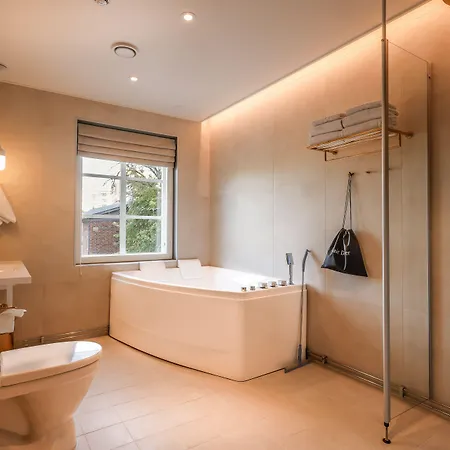 Hotelli-ravintola Alma 4*