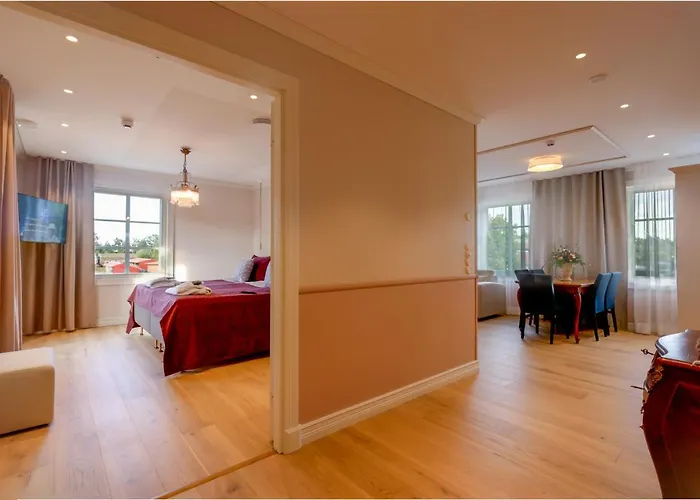 拉云托拉阿尔玛酒店