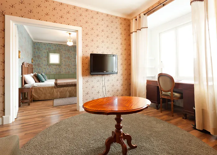 拉云托拉阿尔玛酒店 4* Seinäjoki